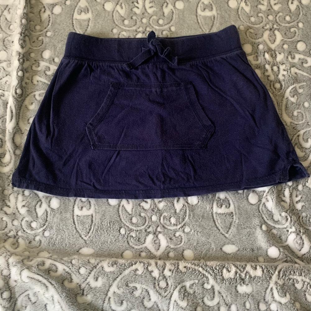 Girls Old Navy Skirt with shorts underneath size small 6-7 color Navy Blue